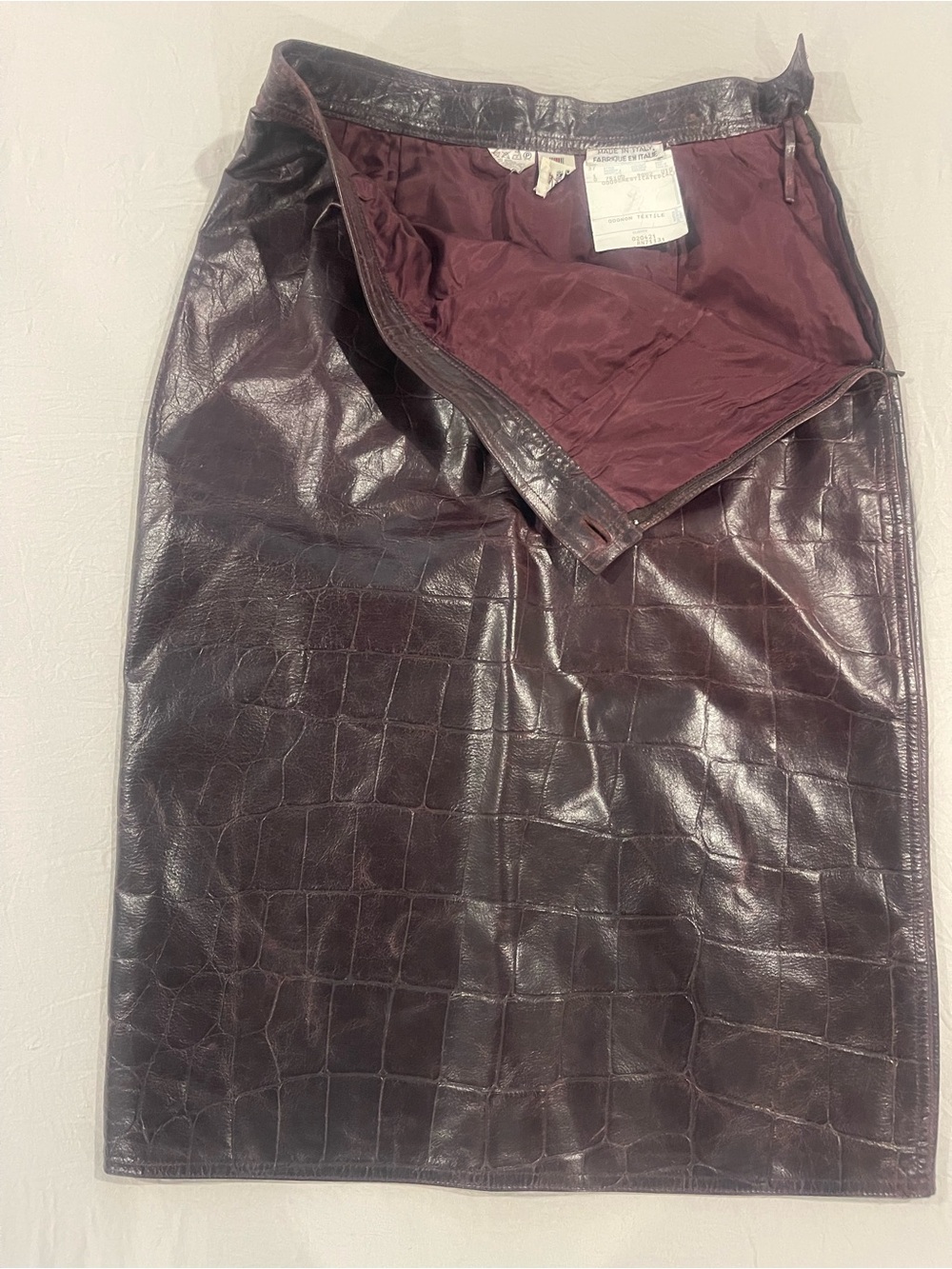 Ungaro Parallele Paris Leather Croc Embossed Pencil Skirt Italy Size 10 - Picture 3 of 7